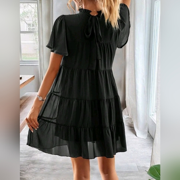 * New Boho Chiffon Tiered Ruffle Short Sleeve Dress Tie Bow Back Black - Picture 3 of 8
